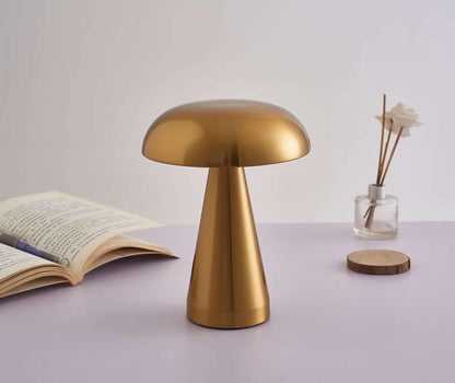 Metal mushroom lamp